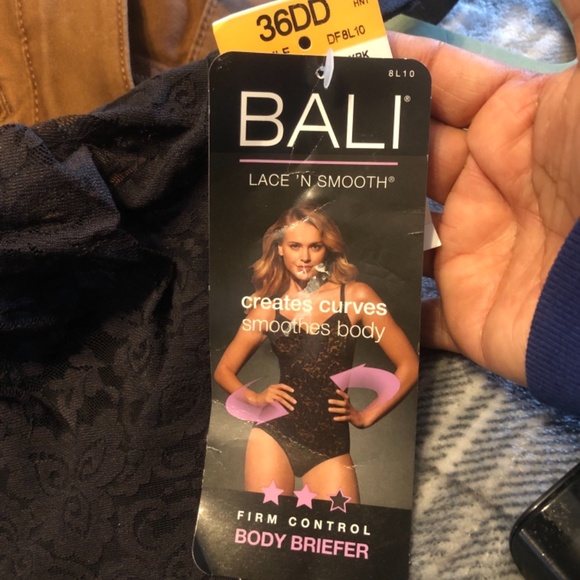 Body briefer by Bali size 36DD new with tags in black /shape wear - Picture 3 of 6